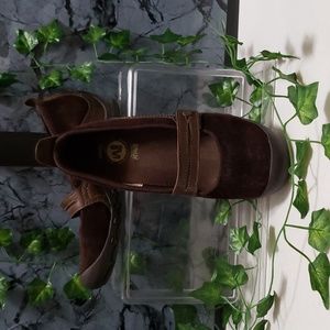 Merrell chocolate brown walking shoe